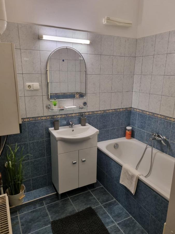 Tudor Apartman セゲド エクステリア 写真